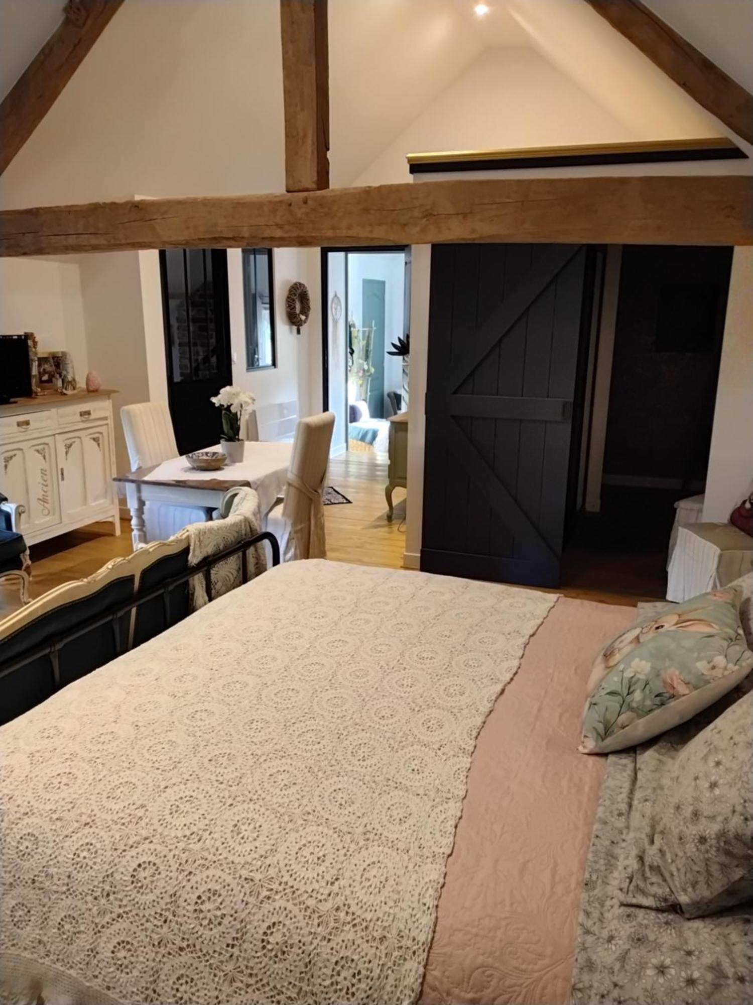 Au Petit Bonheur De Seraphine Saint-Aubin  Exteriér fotografie